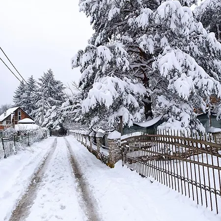 בית נופש Ema *